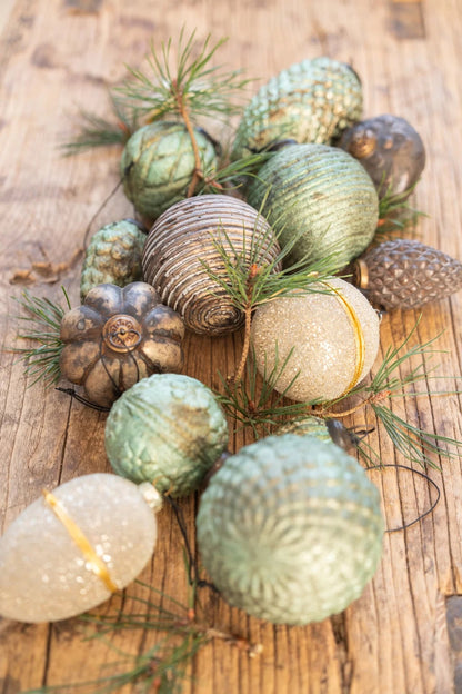 Small Glass Pine Cone Christmas Ornament – Antique Mosaic Green, 6cm