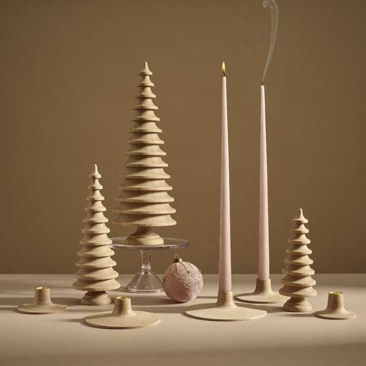 Circle Wooden Christmas Trees - Natural Oak