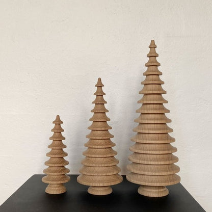 Circle Wooden Christmas Trees - Natural Oak