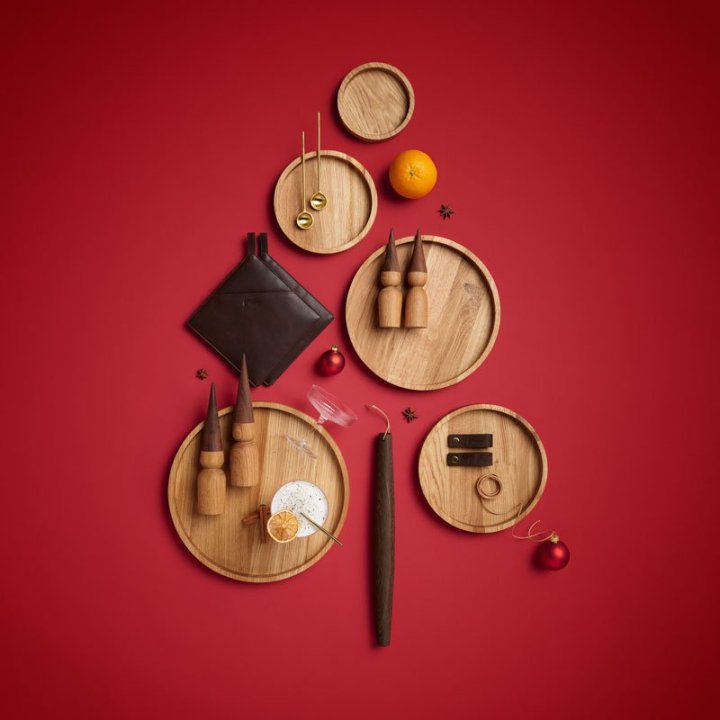 Pre-Order | Caroline & Christian Wooden Elves 18.5cm - Oak & Walnut