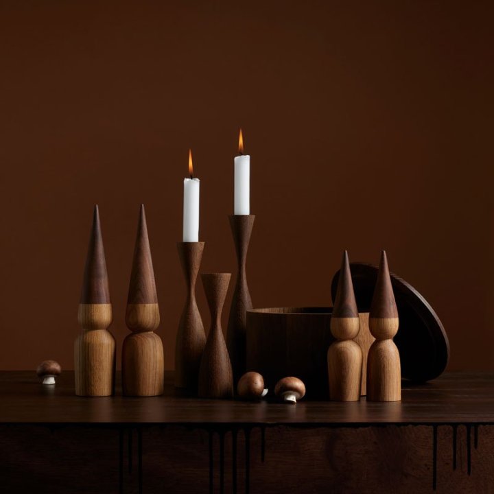 Pre-Order | Caroline & Christian Wooden Elves 18.5cm - Oak & Walnut